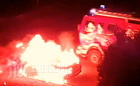 Videó: Így lángolt a Mercedes a viharos szélben, Kőszegen